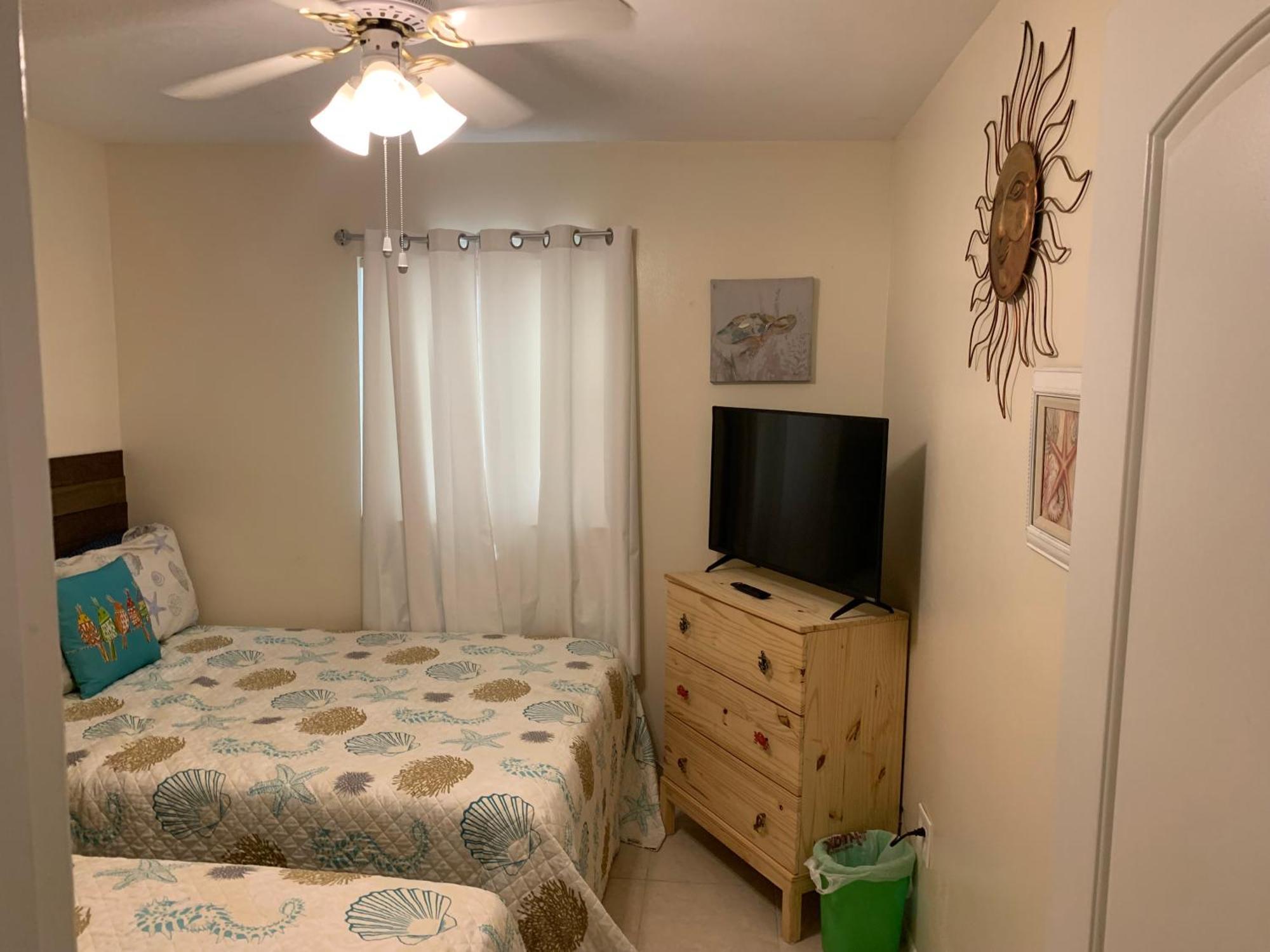 Michaels -Beachside Bungalows St. Pete Beach Eksteriør billede