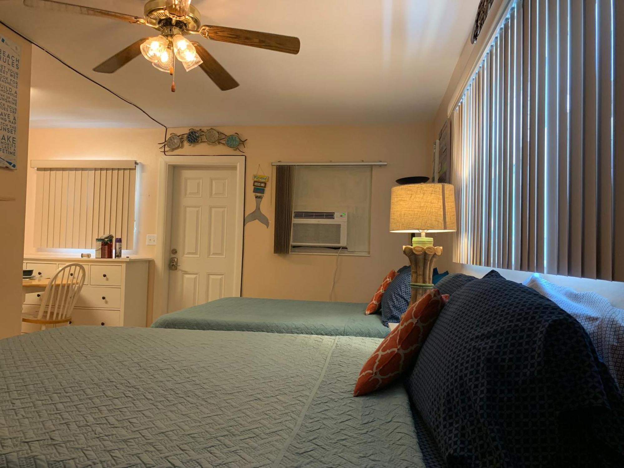Michaels -Beachside Bungalows St. Pete Beach Eksteriør billede